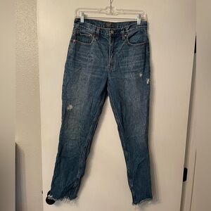 Abercrombie and finch cropped mom jean